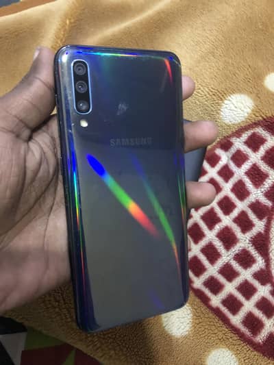 Samsung A50