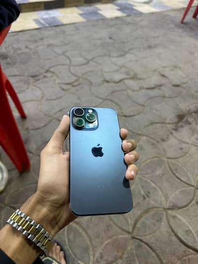 Iphone 15 pro max Available