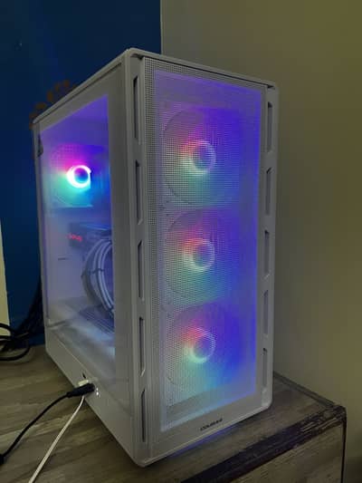 Cougar gaming case with 4 fans