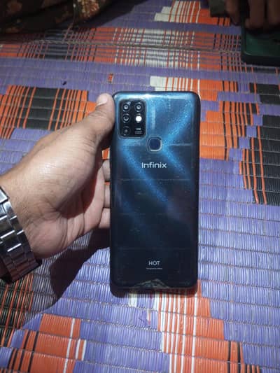infinix HOT 10 6GB / 128GB WITHOUT BOX AND CHARGER, NIC ki copy dunga
