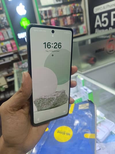 Samsung a52s 120hz refresh rate snapdragon processor 8/128