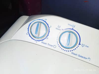 Haier washing machine twin tub model number HWM-80-AS