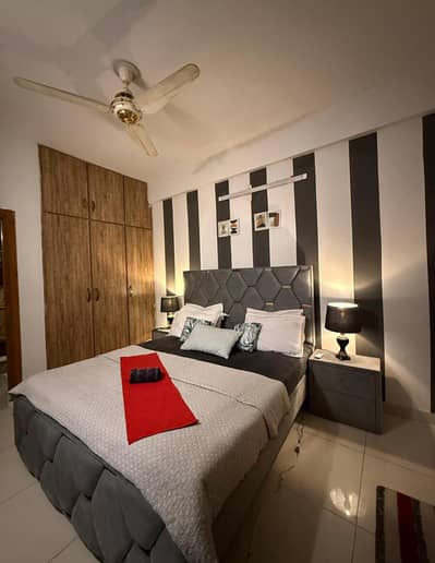 1 bed room fully laxary available for daily wekkly and monthly reservation