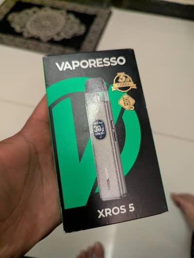 Xros 5 with box and cable