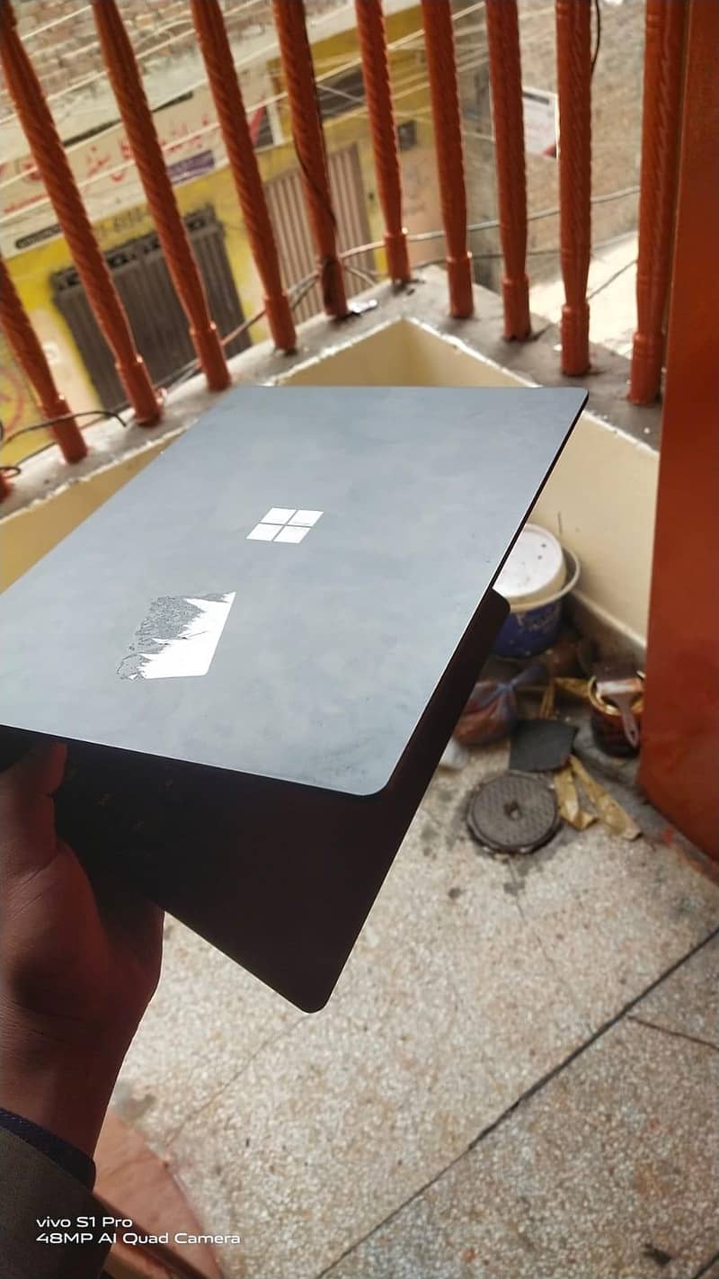 Microsoft Surface Latop4 Ryzen 7 3