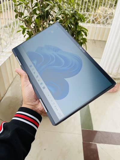 Dynabook Portege X30W i7-11th Generation