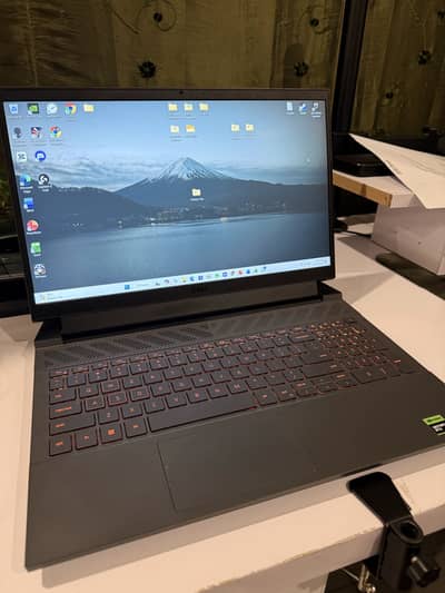Gaming Laptop RTX 4060 Ryzen 7 Dell G15 5535