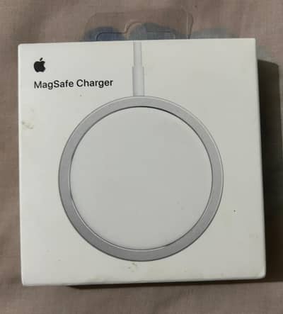 Apple massage charger 100% seal pack