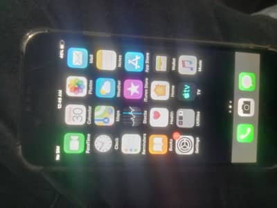 I phone 6 s 64 memory hai  condition saaf hai bohat exchange hojay g