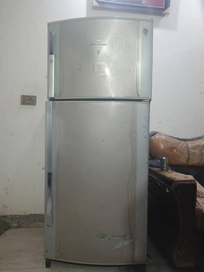 (full size) I'm selling because. I buy new one. Allokay. full cooling.