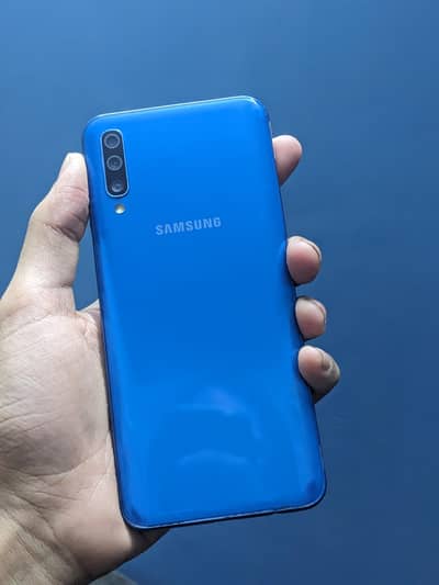 Samsung Galaxy A50 4/128 Dual Sim Official Approved