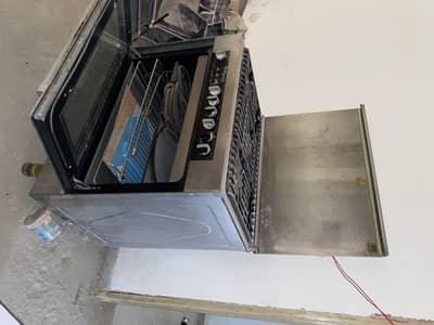 Kitchen Stove for sale