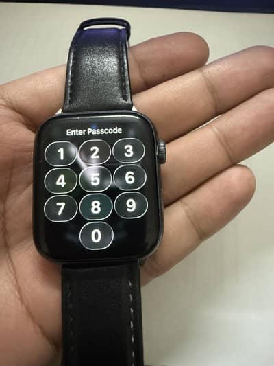 Apple Watch Series 6 – 44mm GPS + Cellular