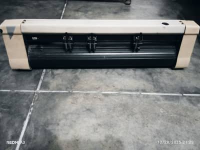 Cutting plotter