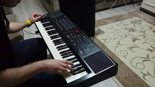 Roland e 40 keyboard oriental