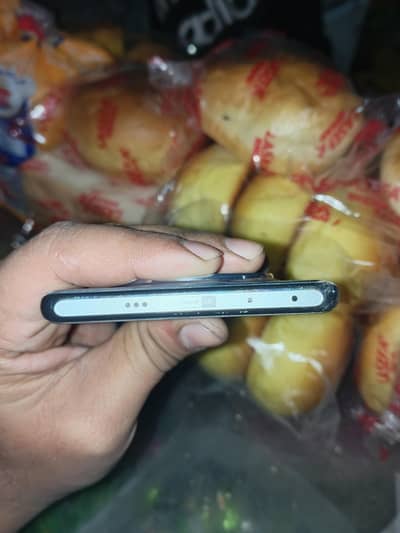 zero 40 for sell in mint condition 8+8 256 gb