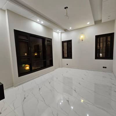 2 bed unfurnished apparment available in b-17