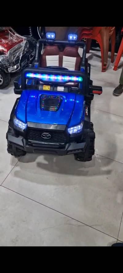 baby Revo jeep 5 motor car brand new