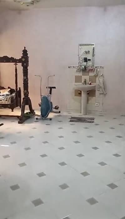 Portion For Sale At Sharfabad Near Cp Bearar Masjid