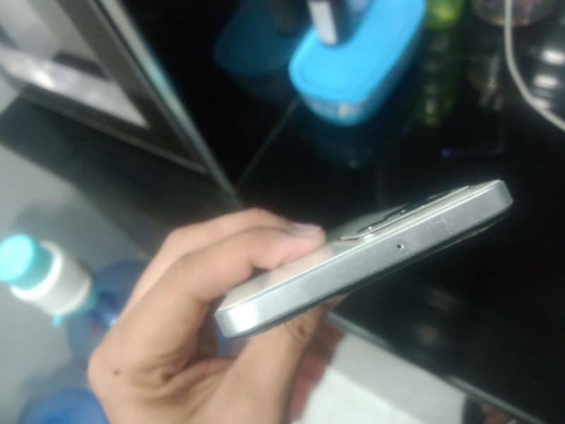 dcode bold 3 pro in good condition 9/10 4