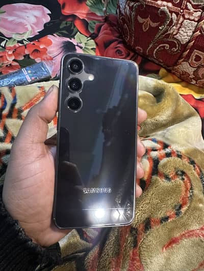 Samsung galaxy S24 8 / 128 non pta sale or exchange