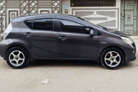 Toyota Aqua 2012 - 2015