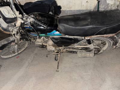 Unique 2011 all okay Engine ( paper works completed)