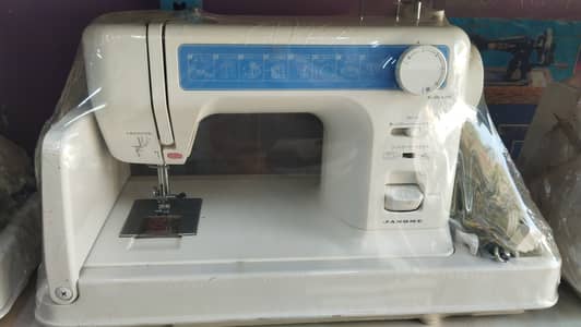 JANOME SEWING MACHINE