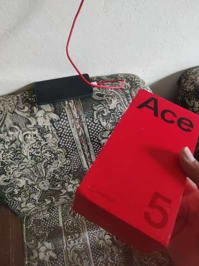 OnePlus 13r aka ace 5 / 12gb - 256gb