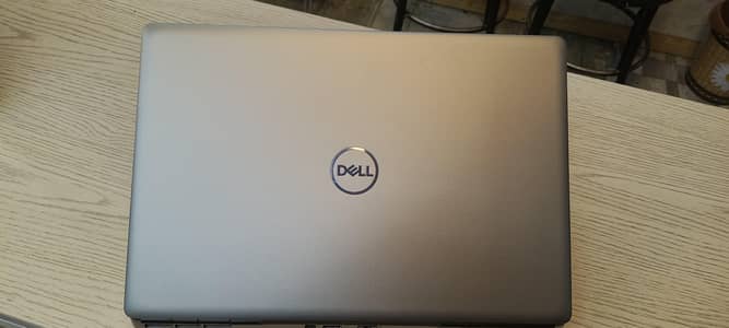 Dell precision 7560