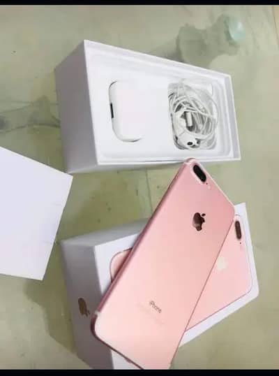 iPhone 7 plus 128gb only WhatsApp number 03251512151