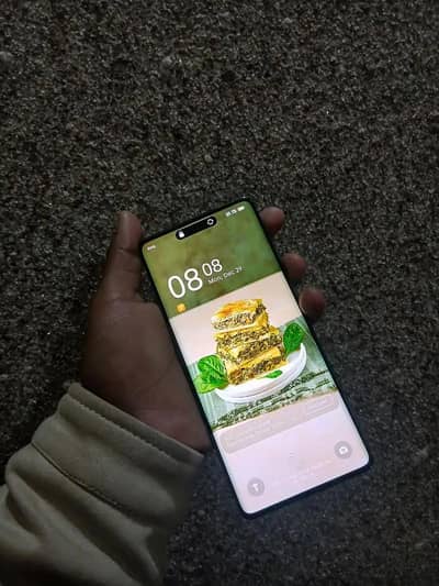 Hot 50 pro plus  8 256 full box