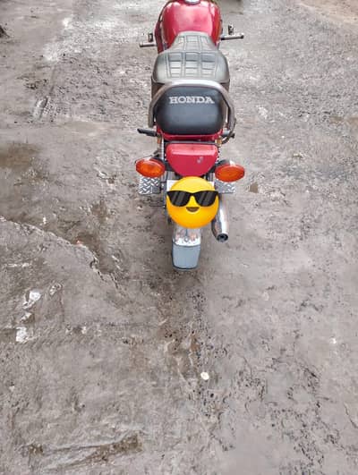 United Motorcycle 2021 model rs 60000 cont# 03221683899