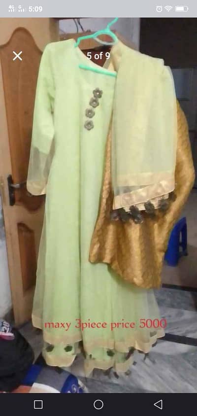 7 dresses for sell only 2 time used like new