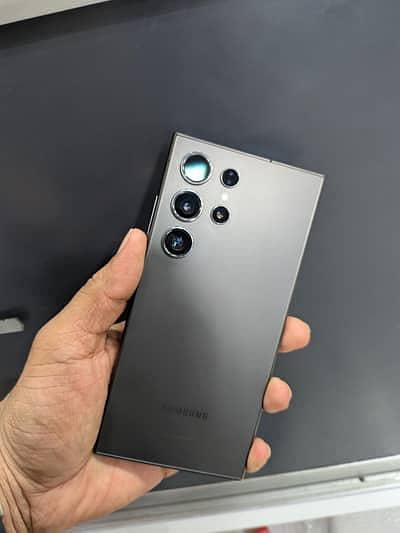 Samsung Galaxy s24 ultra mobile phone complete box
