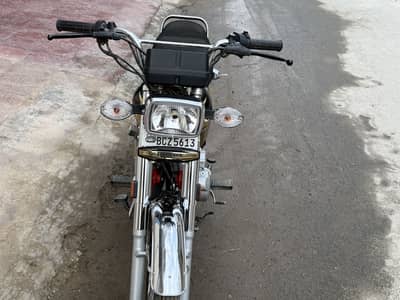 Salling bike honda 125 gold