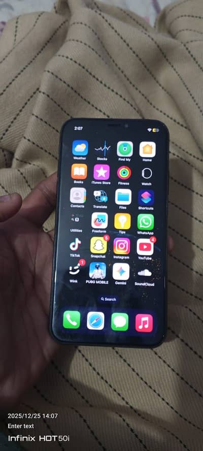 iPhone X 64 gb only WhatsApp 03428198703