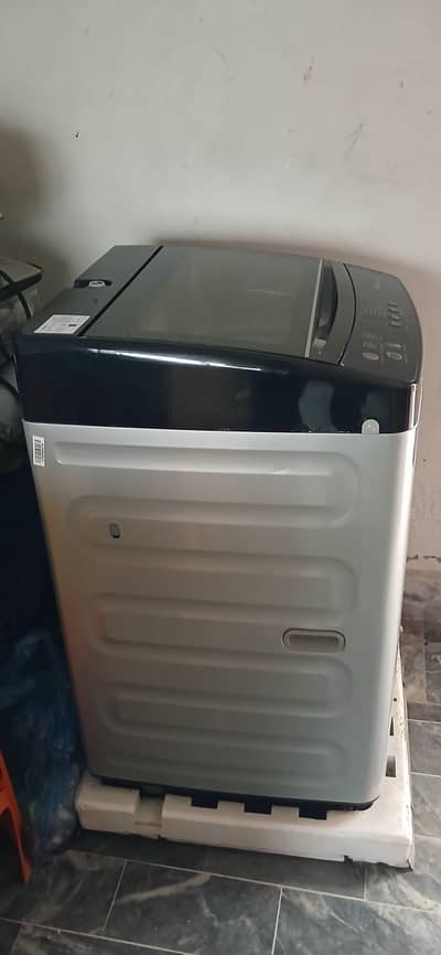 Dawlance DW 9060 EZ Automatic washing machine and dryer