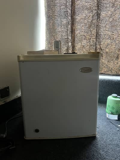 Imporded Mini Fridge / Room Freezer/ Bedroom Fridge