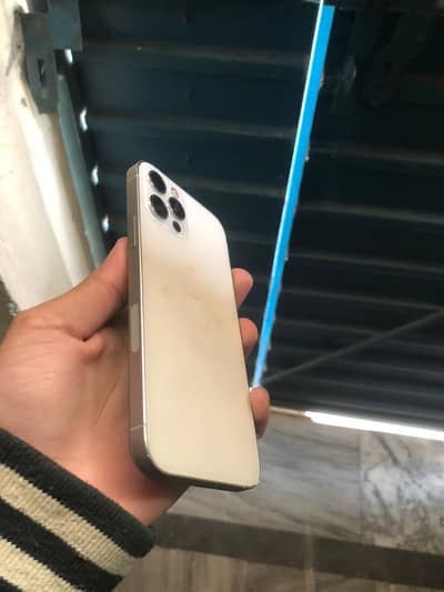 iPhone 12pro bay pass