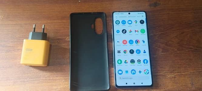 redmi k40 12gp 256gp PTA approve 10 condition exchange red magic 5s