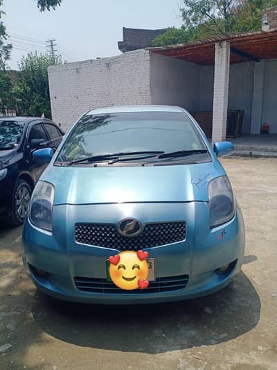 Toyota vitz 7/12 original 1300cc Lahore registered