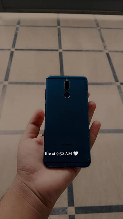 HUWAWEI MATE 10 LITE