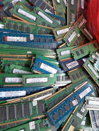 COMPUTER RELATED ALL ITEMS SALE PURCHASE GOOD PRICE 03122810637