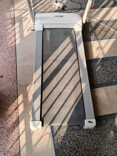 I RUNNER TREDMILL MACHINE