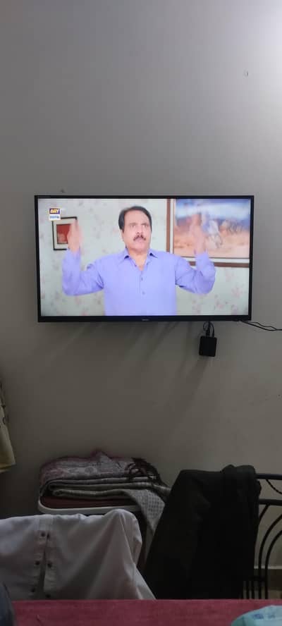 Orient 40 inch simple LED