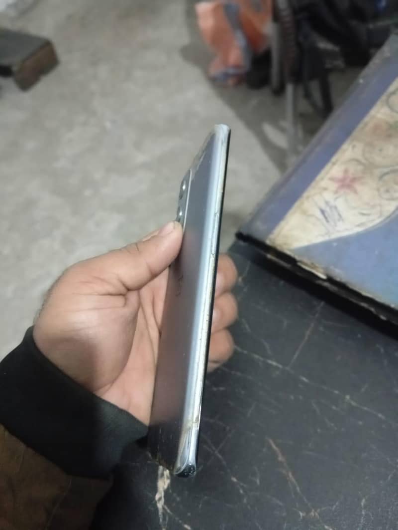 Oneplus 9 Pro [Sim working] 3