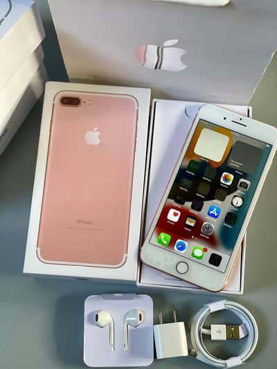 iPhone 7 plus 128gb with complete box whatsapp number 03262468312