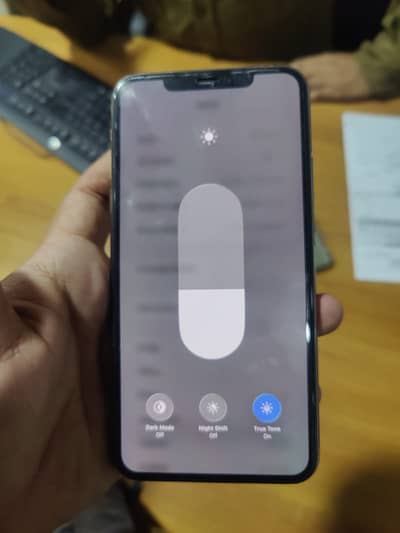 11 Pro MAX (EXCHANGE POSSIBLE)