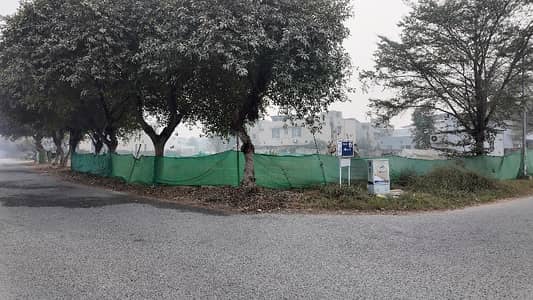 DHA PHASE 6 BLOCK J, 2 KANAL HOT LOCATION CORNER PLOT AVAILABLE FOR SALE ON REASONABLE PRICE